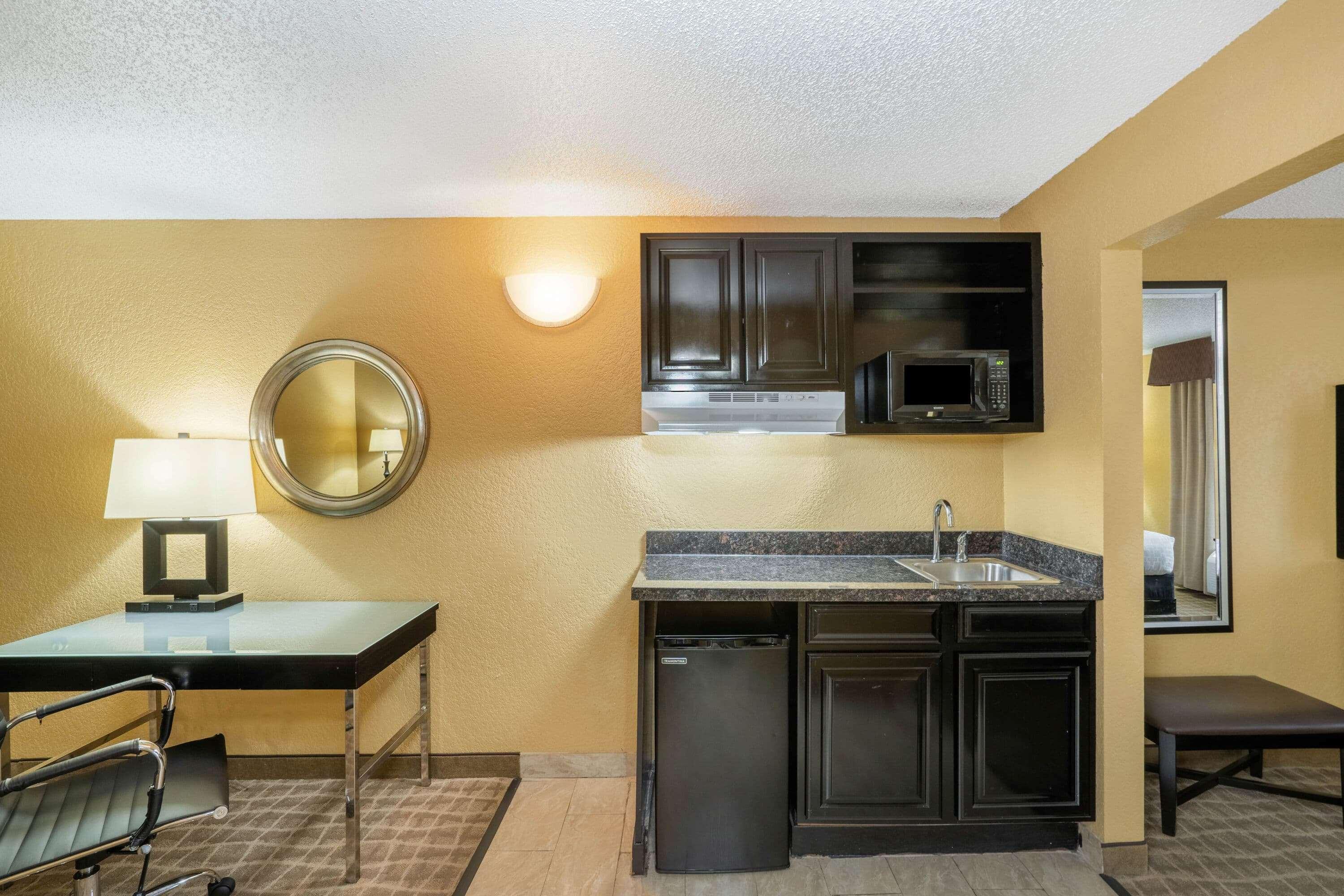 Hotel La Quinta By Wyndham Hot Springs Esterno foto
