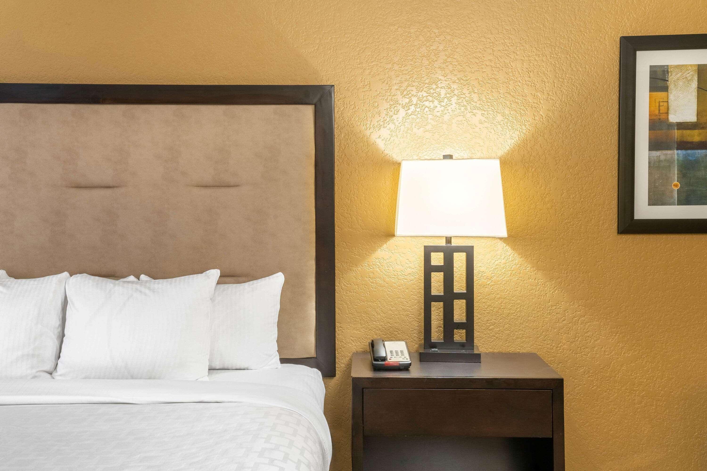 Hotel La Quinta By Wyndham Hot Springs Esterno foto