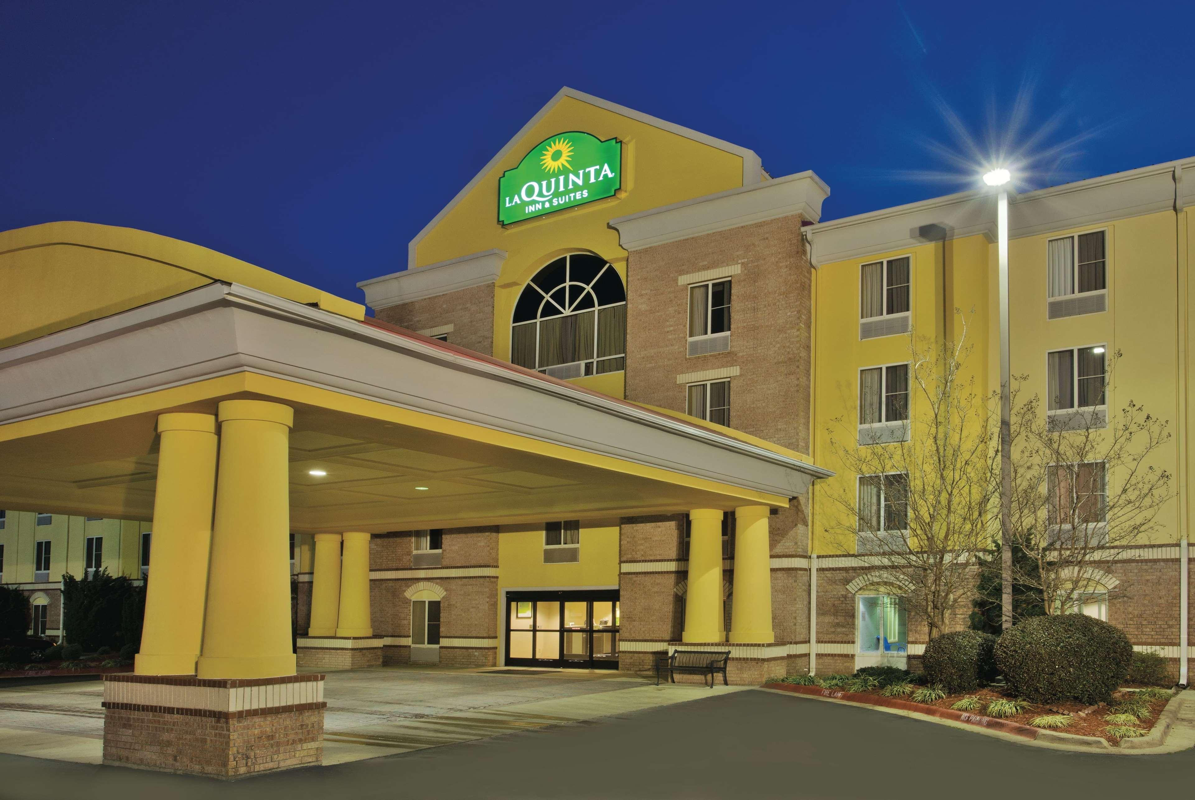 Hotel La Quinta By Wyndham Hot Springs Esterno foto