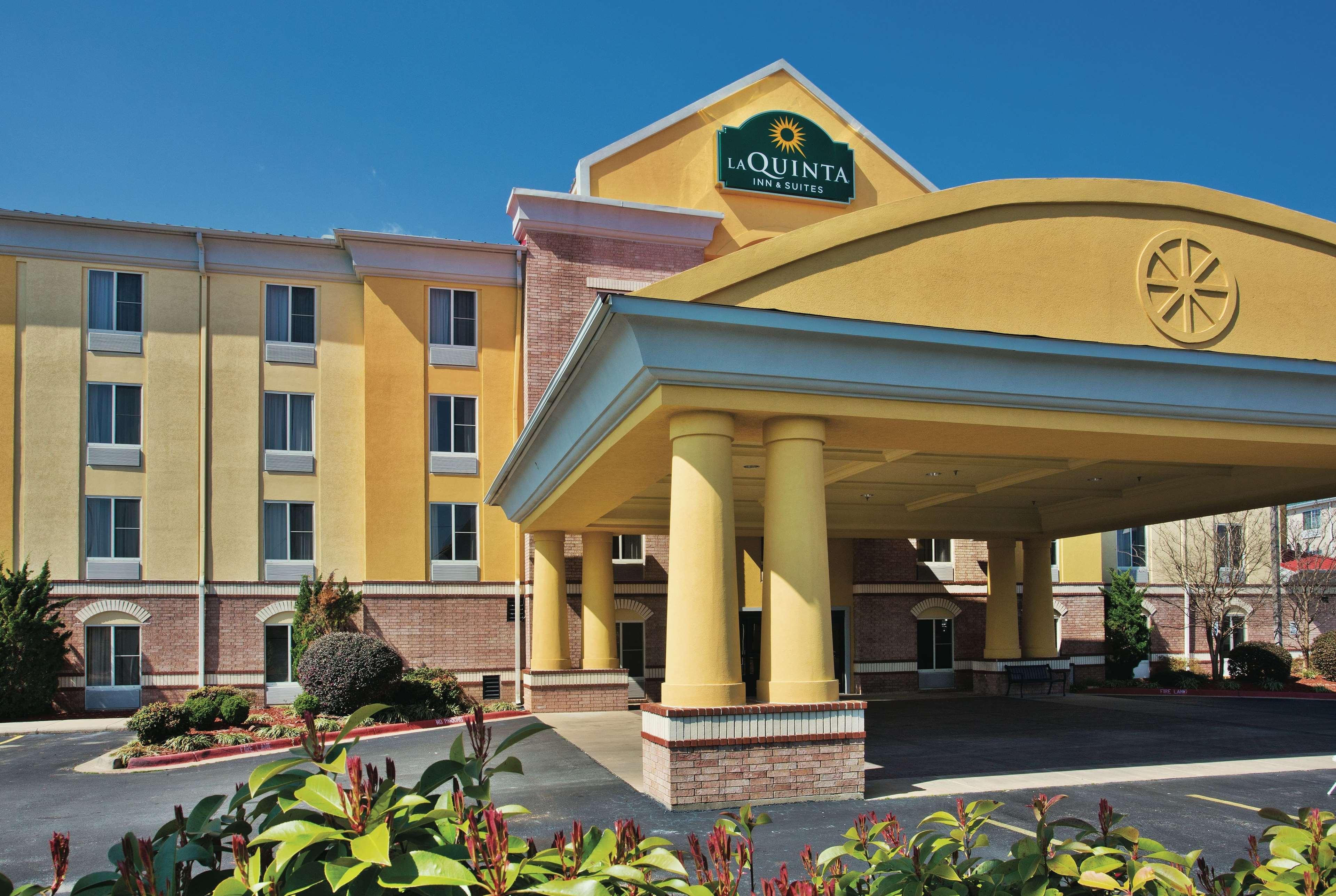 Hotel La Quinta By Wyndham Hot Springs Esterno foto